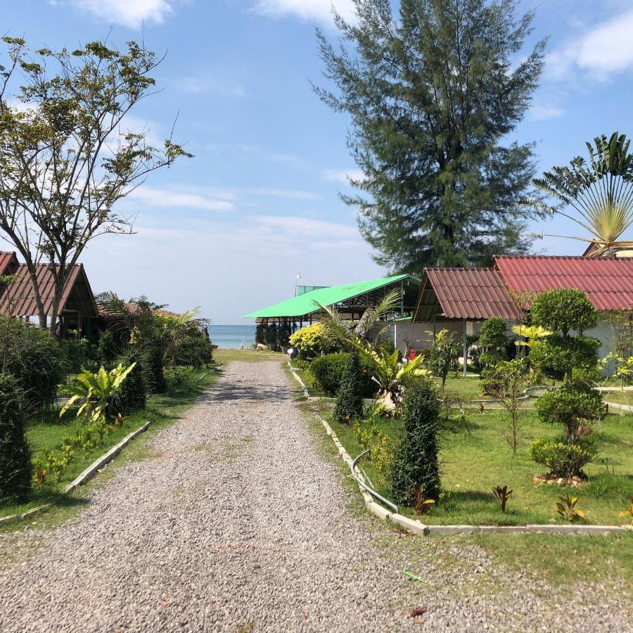 Lanta Mermaid Beach Front Resort Ko Lanta Esterno foto