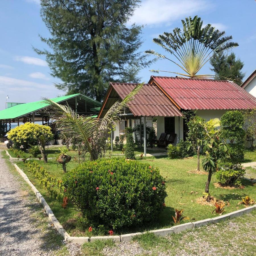 Lanta Mermaid Beach Front Resort Ko Lanta Esterno foto