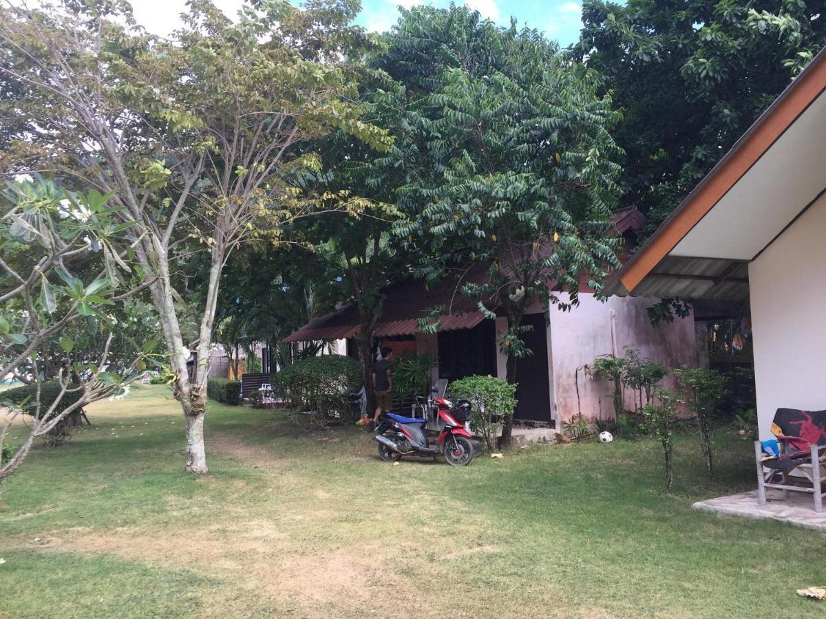 Lanta Mermaid Beach Front Resort Ko Lanta Esterno foto